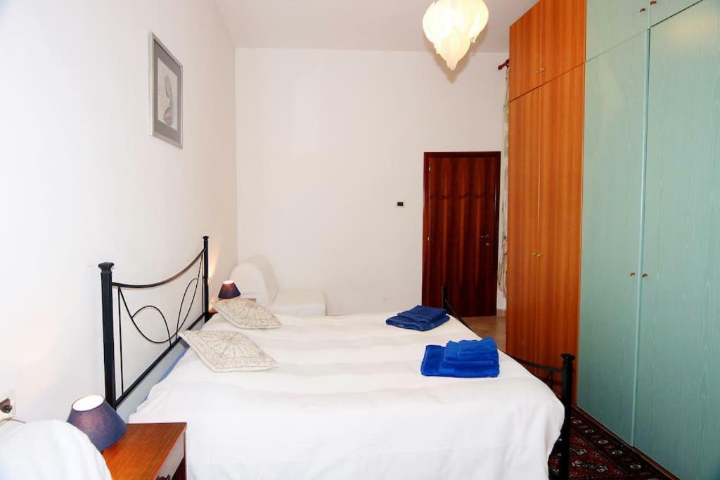Casa Vacanza Lyudmyla Mestre Exteriér fotografie